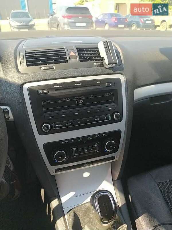 Универсал Skoda Octavia 2011 в Одессе