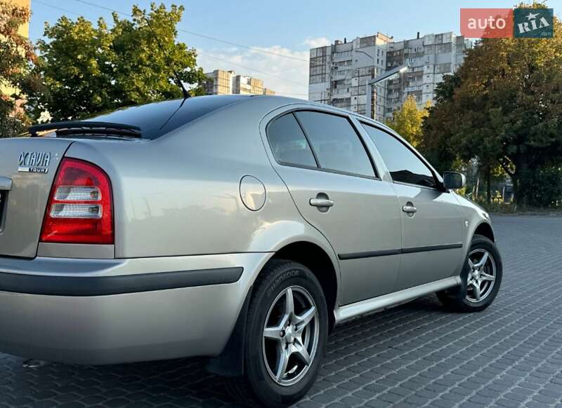 Лифтбек Skoda Octavia 2007 в Днепре