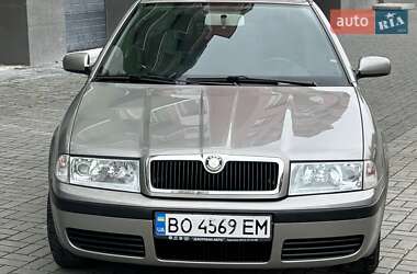 Лифтбек Skoda Octavia 2008 в 