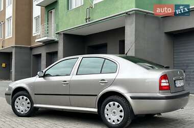 Лифтбек Skoda Octavia 2008 в 