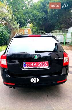 Универсал Skoda Octavia 2009 в 