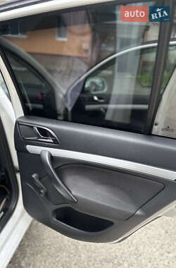 Универсал Skoda Octavia 2010 в Луцке