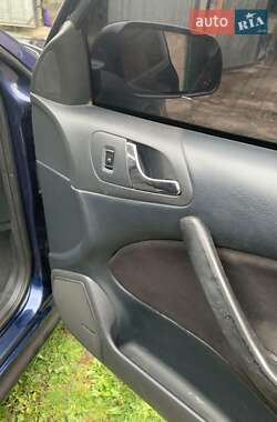 Лифтбек Skoda Octavia 2003 в 