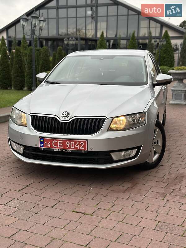 Лифтбек Skoda Octavia 2017 в Стрые