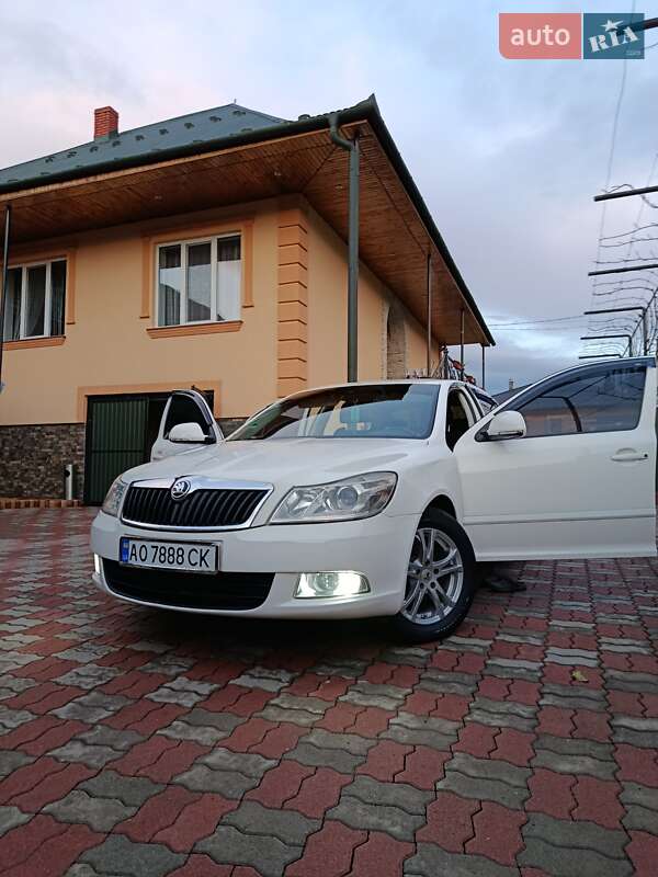 Универсал Skoda Octavia 2012 в Иршаве