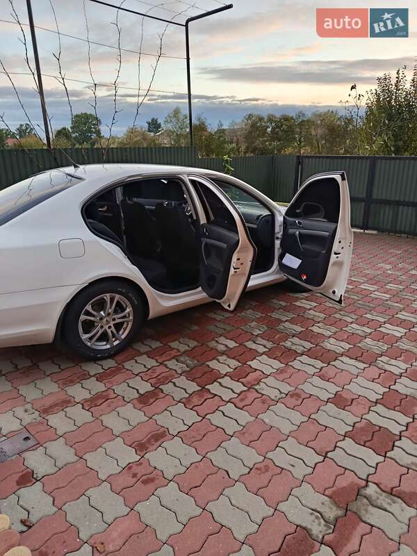 Универсал Skoda Octavia 2012 в Иршаве