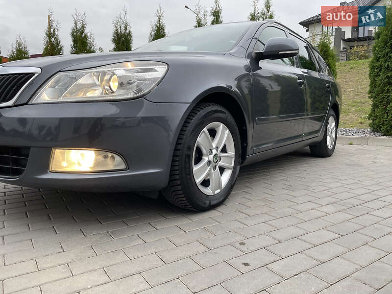 Універсал Skoda Octavia 2012 в Рівному