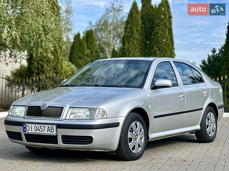 Лифтбек Skoda Octavia 2004 в Кропивницком