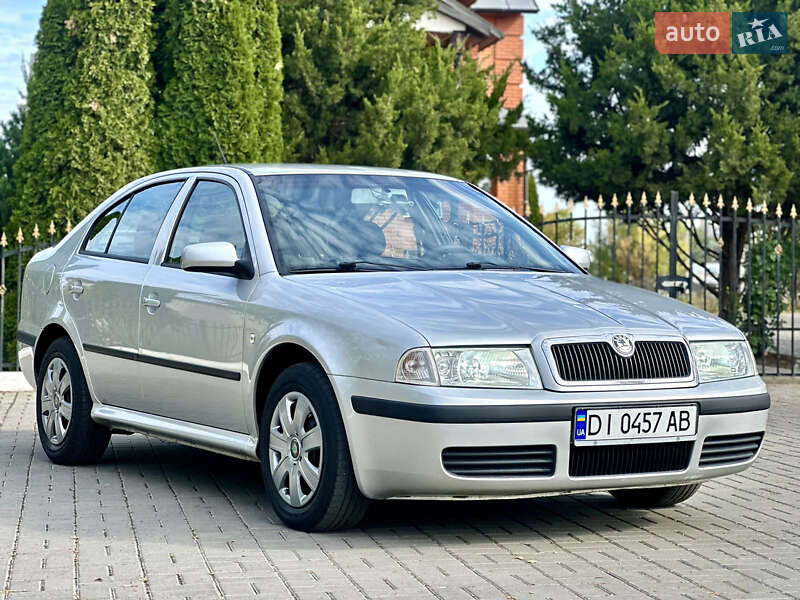 Лифтбек Skoda Octavia 2004 в Кропивницком