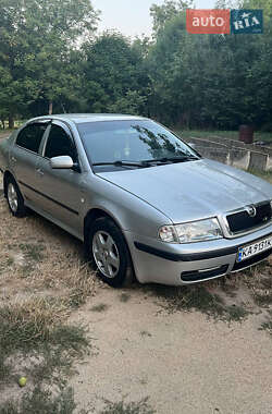 Лифтбек Skoda Octavia 2001 в 