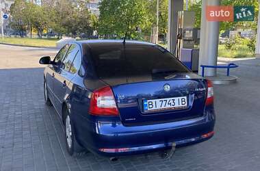 Лифтбек Skoda Octavia 2010 в 