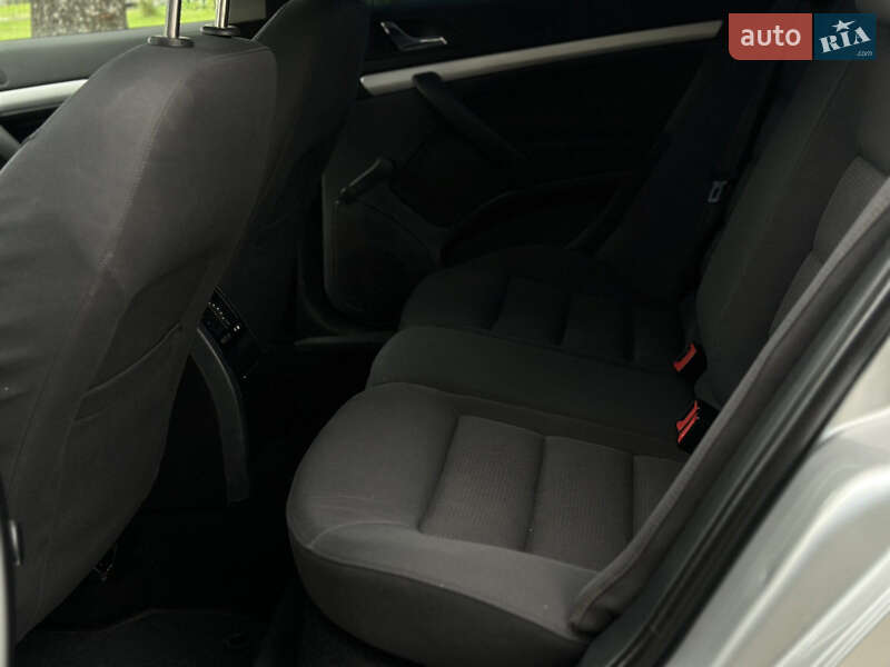 Лифтбек Skoda Octavia 2007 в Вознесенске
