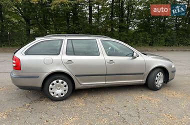 Лифтбек Skoda Octavia 2006 в 