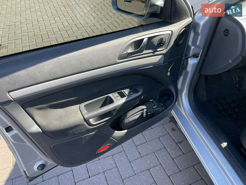 Лифтбек Skoda Octavia 2010 в Виноградове