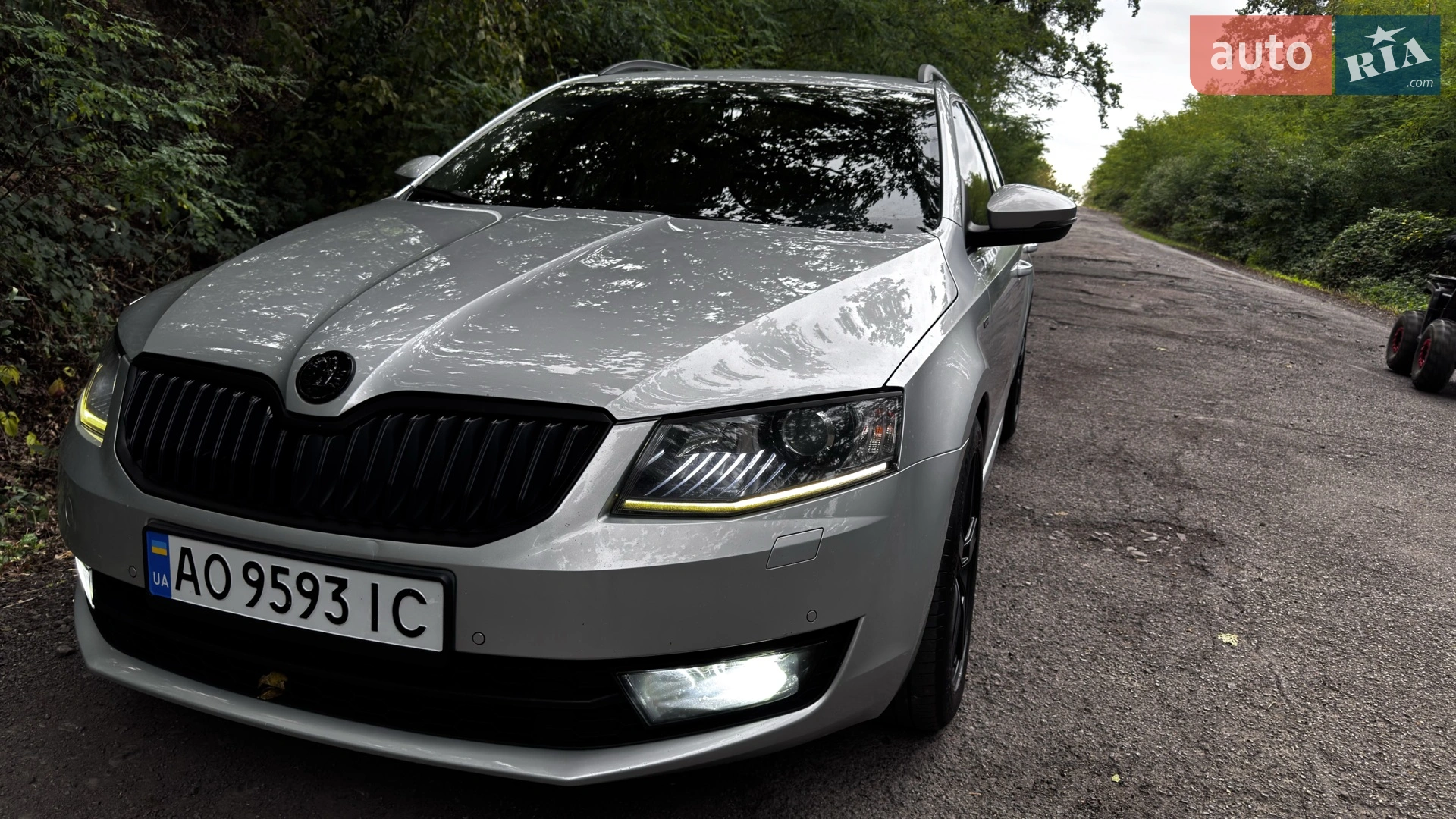 2016 Skoda Octavia - мініатюра 3