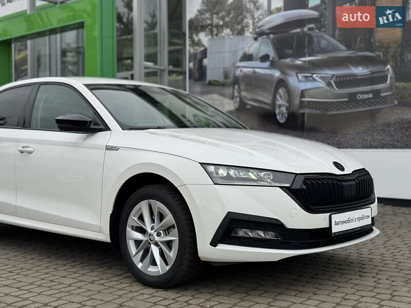 Лифтбек Skoda Octavia 2023 в Мукачево