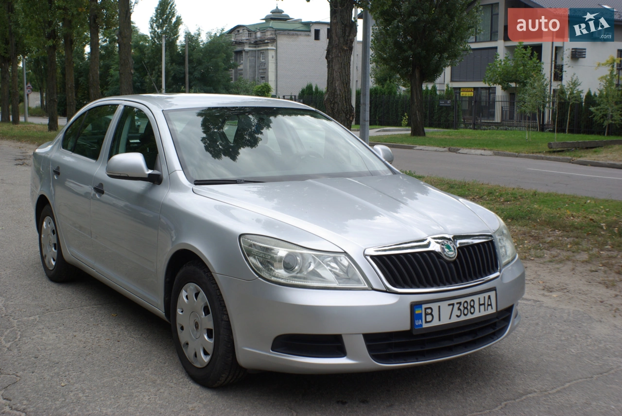 2010 Skoda Octavia - мініатюра 45