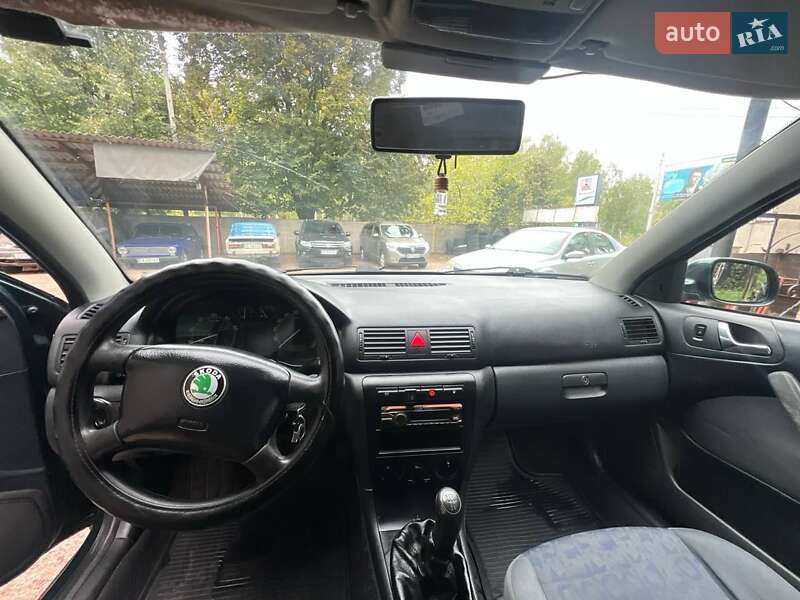 Лифтбек Skoda Octavia 2000 в Чернигове