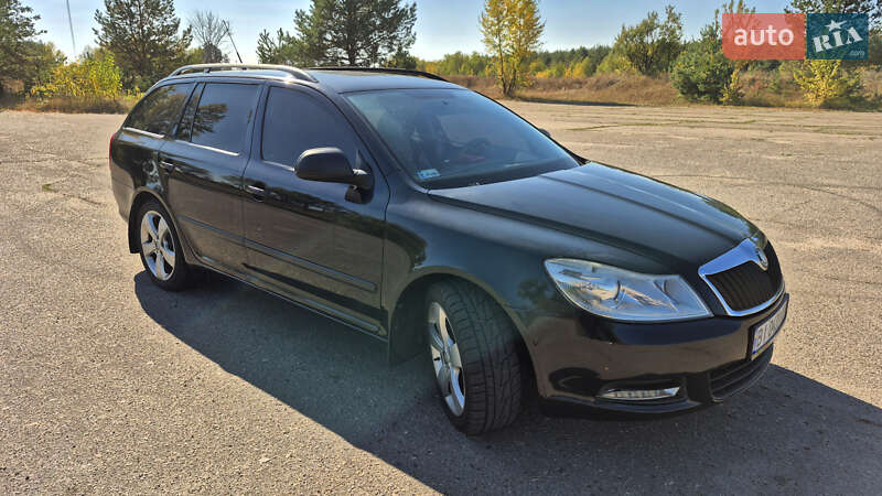 Універсал Skoda Octavia 2009 в Нових Санжарах