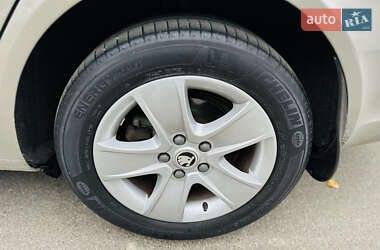 Лифтбек Skoda Octavia 2011 в 