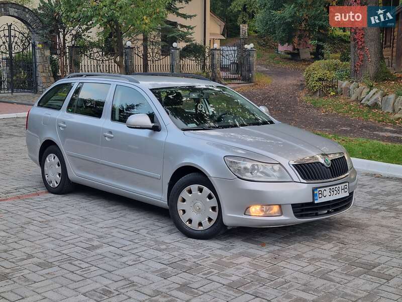 Універсал Skoda Octavia 2012 в Дрогобичі фото Універсал Skoda Octavia 2012 в Дрогобичі