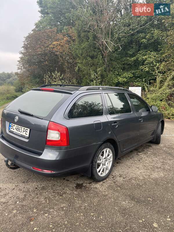 Универсал Skoda Octavia 2010 в Калуше