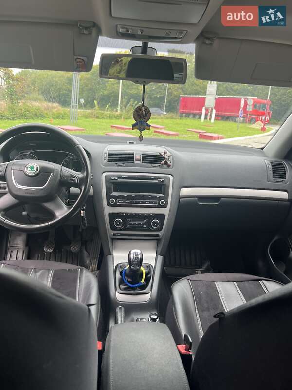 Универсал Skoda Octavia 2010 в Калуше