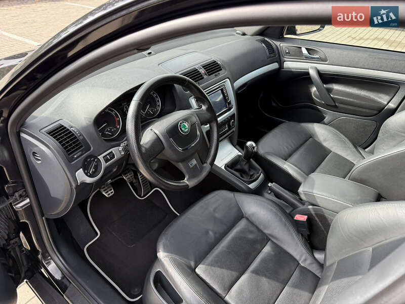 Универсал Skoda Octavia 2009 в Луцке