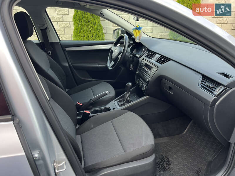 Універсал Skoda Octavia 2015 в Рівному