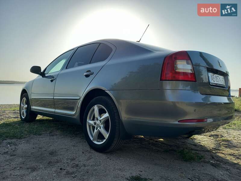 Лифтбек Skoda Octavia 2012 в Николаеве