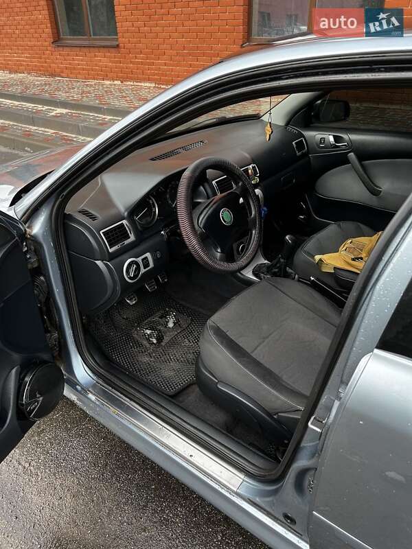 Универсал Skoda Octavia 2006 в Виннице