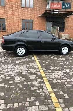 Лифтбек Skoda Octavia 2007 в Теофиполе