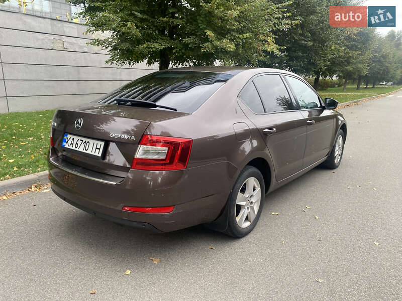 Лифтбек Skoda Octavia 2016 в Киеве