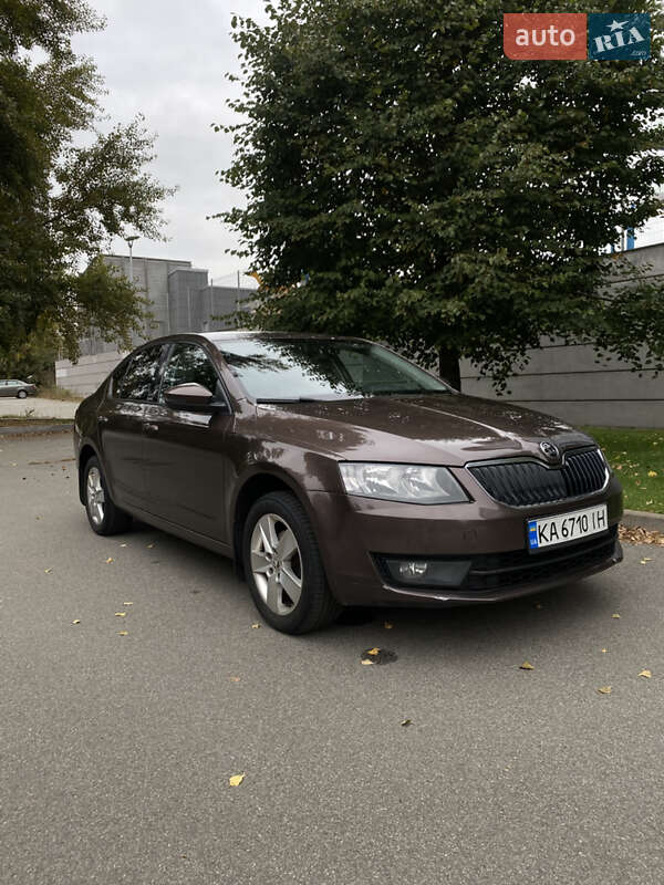 Лифтбек Skoda Octavia 2016 в Киеве