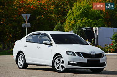 Ліфтбек Skoda Octavia 2018 в Дніпрі