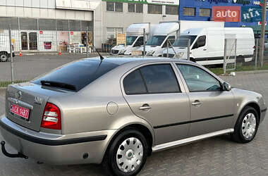 Лифтбек Skoda Octavia 2006 в 