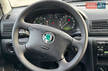 Лифтбек Skoda Octavia 2006 в 