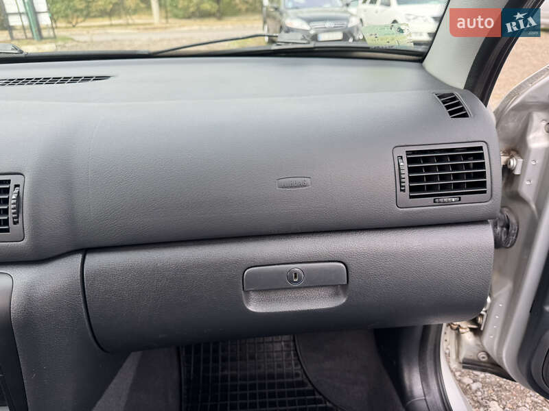 Ліфтбек Skoda Octavia 2003 в Козельщині