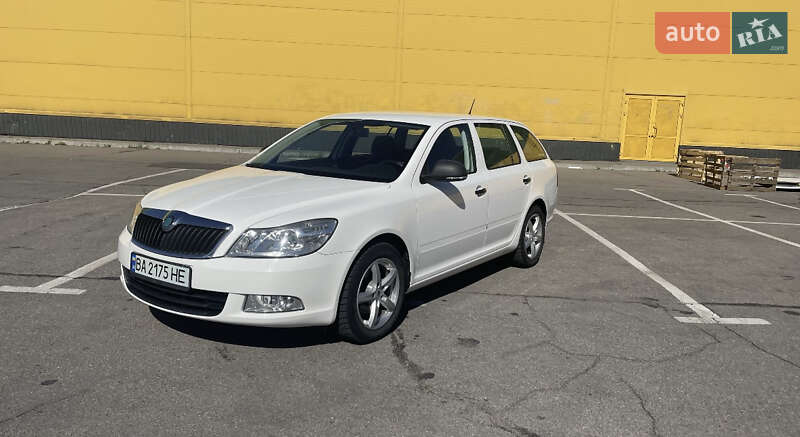 Универсал Skoda Octavia 2012 в 
