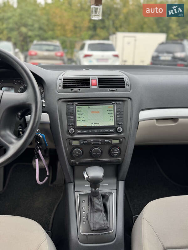 Універсал Skoda Octavia 2005 в Коцюбинському