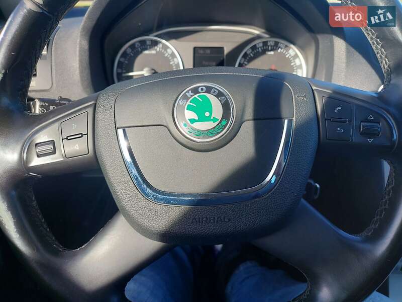 Універсал Skoda Octavia 2011 в Львові фото 27 Універсал Skoda Octavia 2011 в Львові