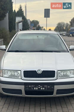 Лифтбек Skoda Octavia 2008 в 