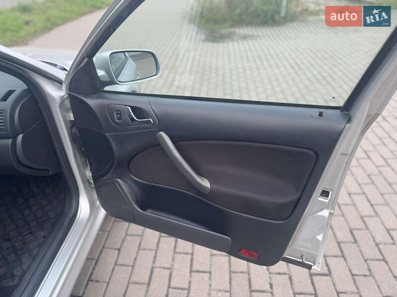 Лифтбек Skoda Octavia 2008 в Ровно