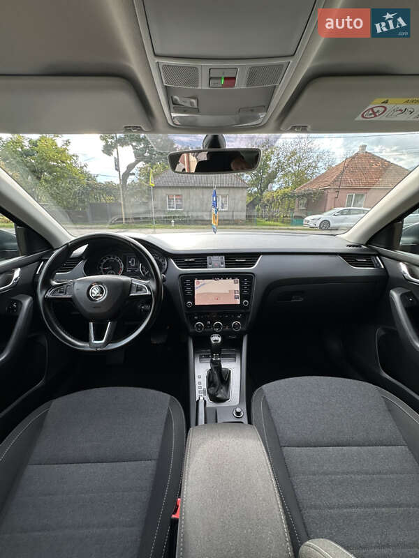 Универсал Skoda Octavia 2019 в Сваляве