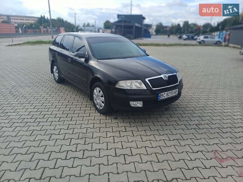 Универсал Skoda Octavia 2008 в Дрогобыче