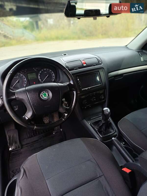 Универсал Skoda Octavia 2008 в Дрогобыче