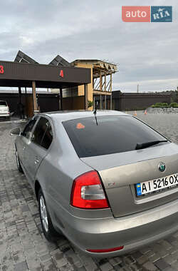 Лифтбек Skoda Octavia 2012 в 