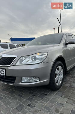 Лифтбек Skoda Octavia 2012 в 