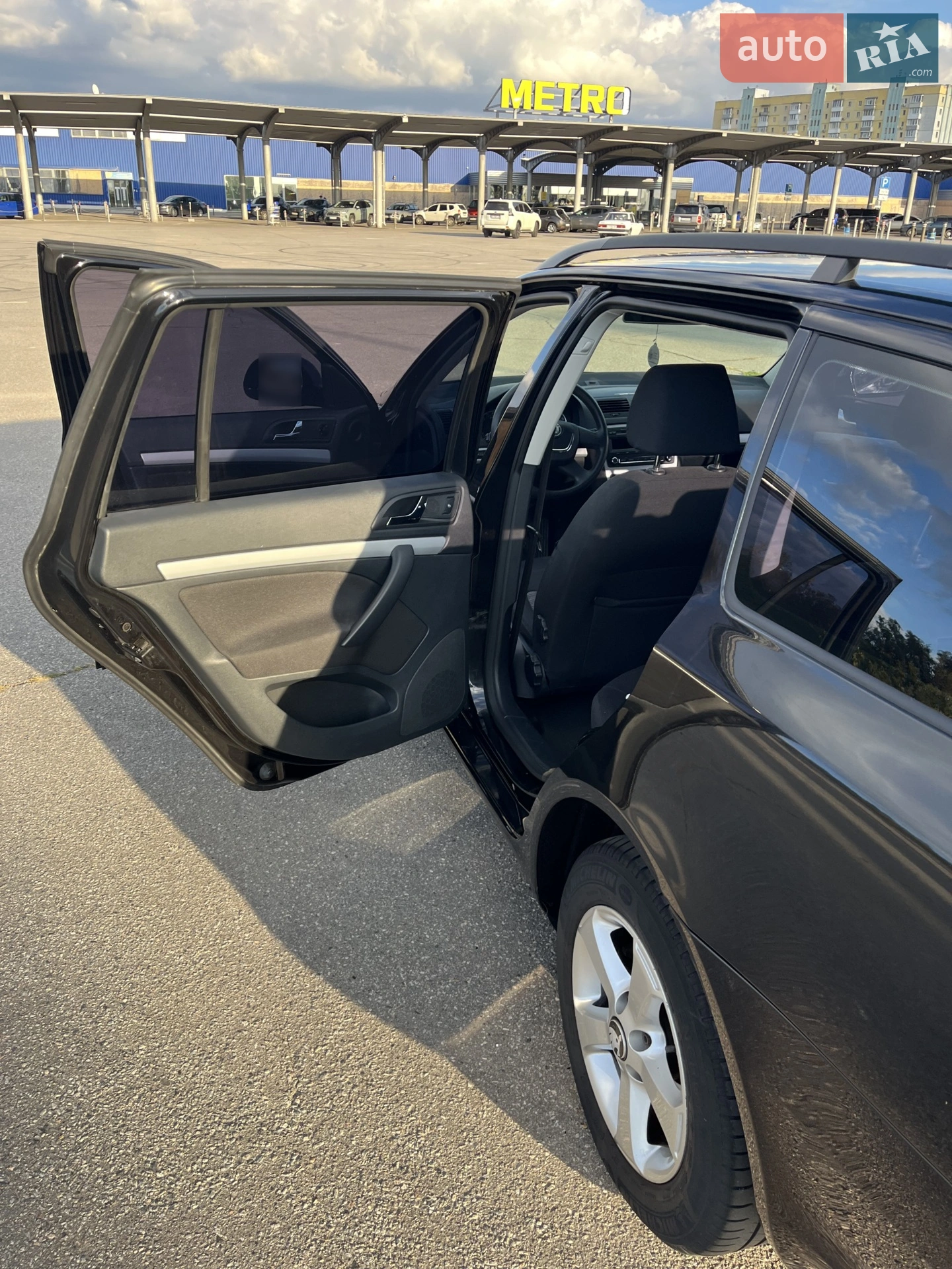 2010 Skoda Octavia - мініатюра 19