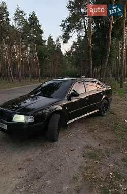 Лифтбек Skoda Octavia 2006 в  фото 2 Лифтбек Skoda Octavia 2006 в